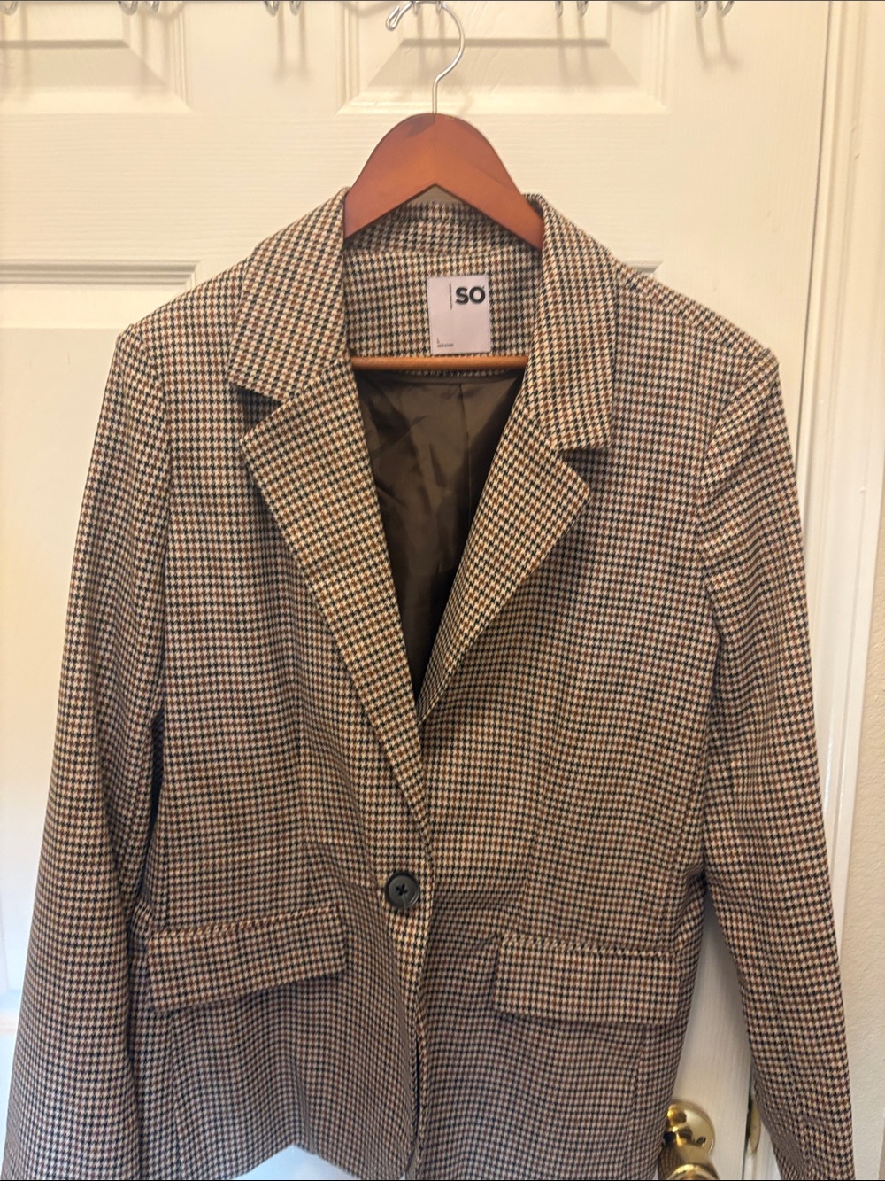 SO Women's Tan and Black Houndstooth Blazer A02